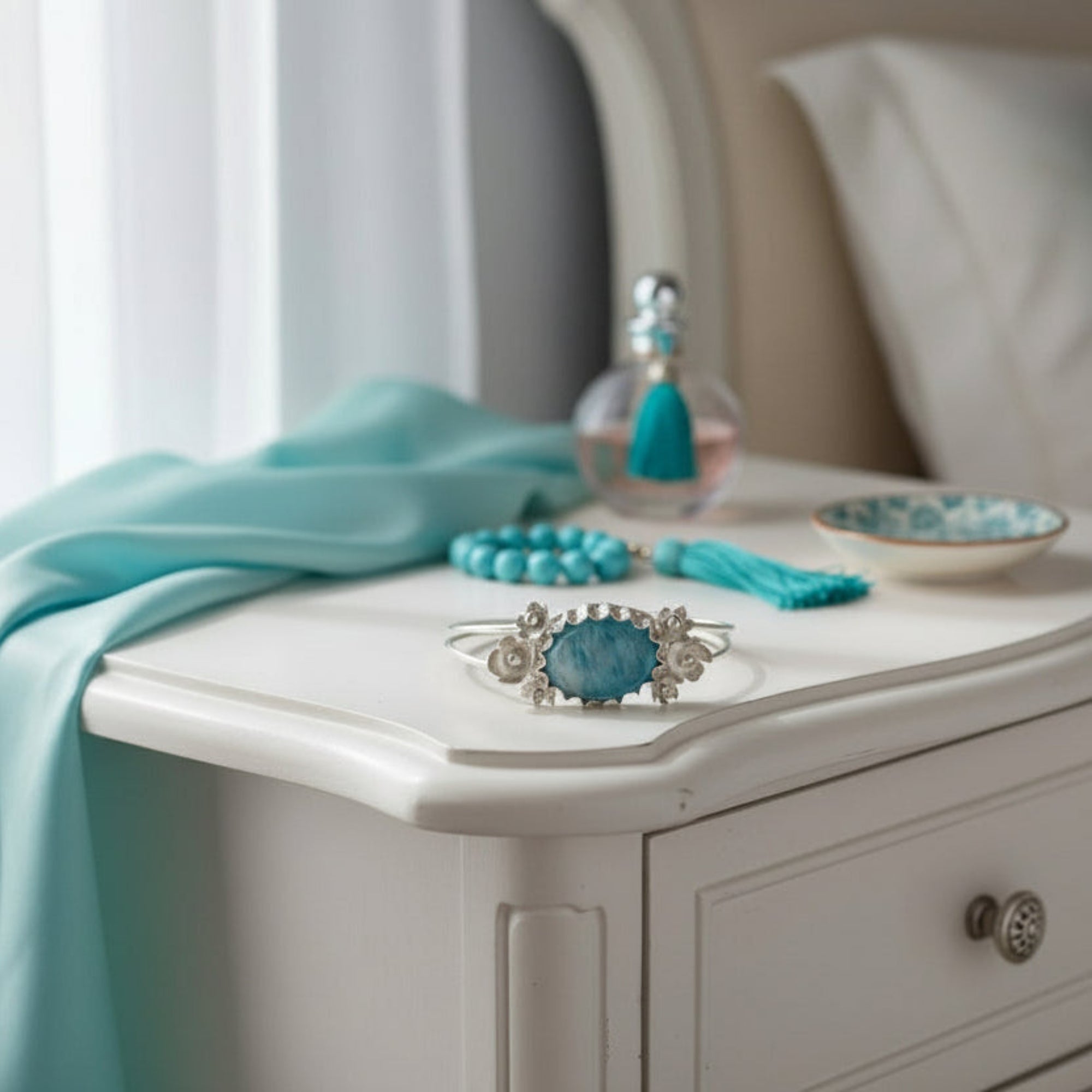 Aquamarine Flower Sterling Silver Bracelet: A Bloom of Elegance