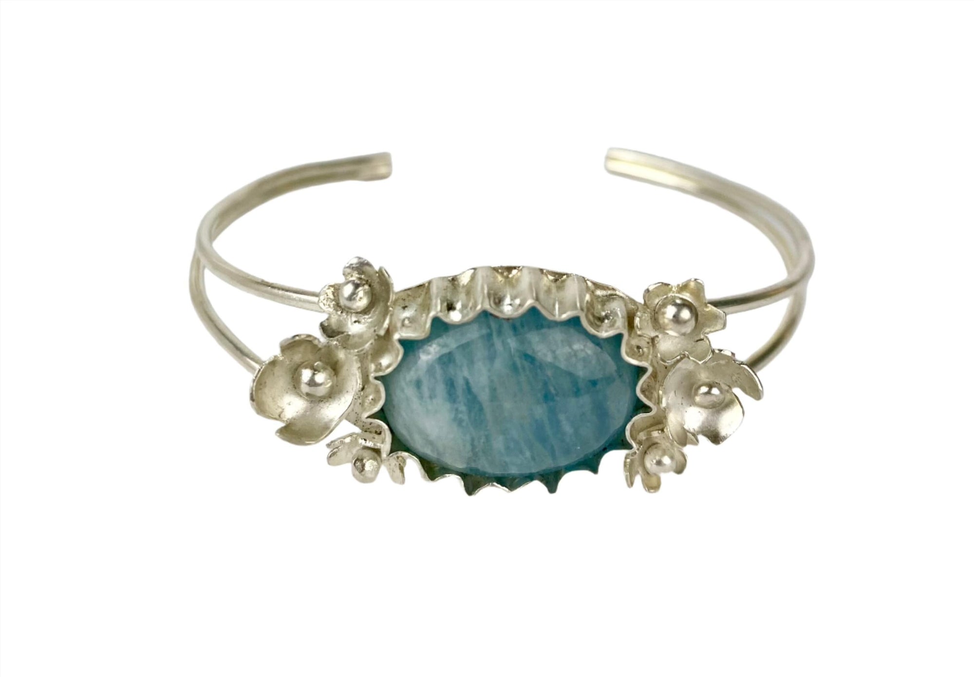 Aquamarine Flower Sterling Silver Bracelet: A Bloom of Elegance