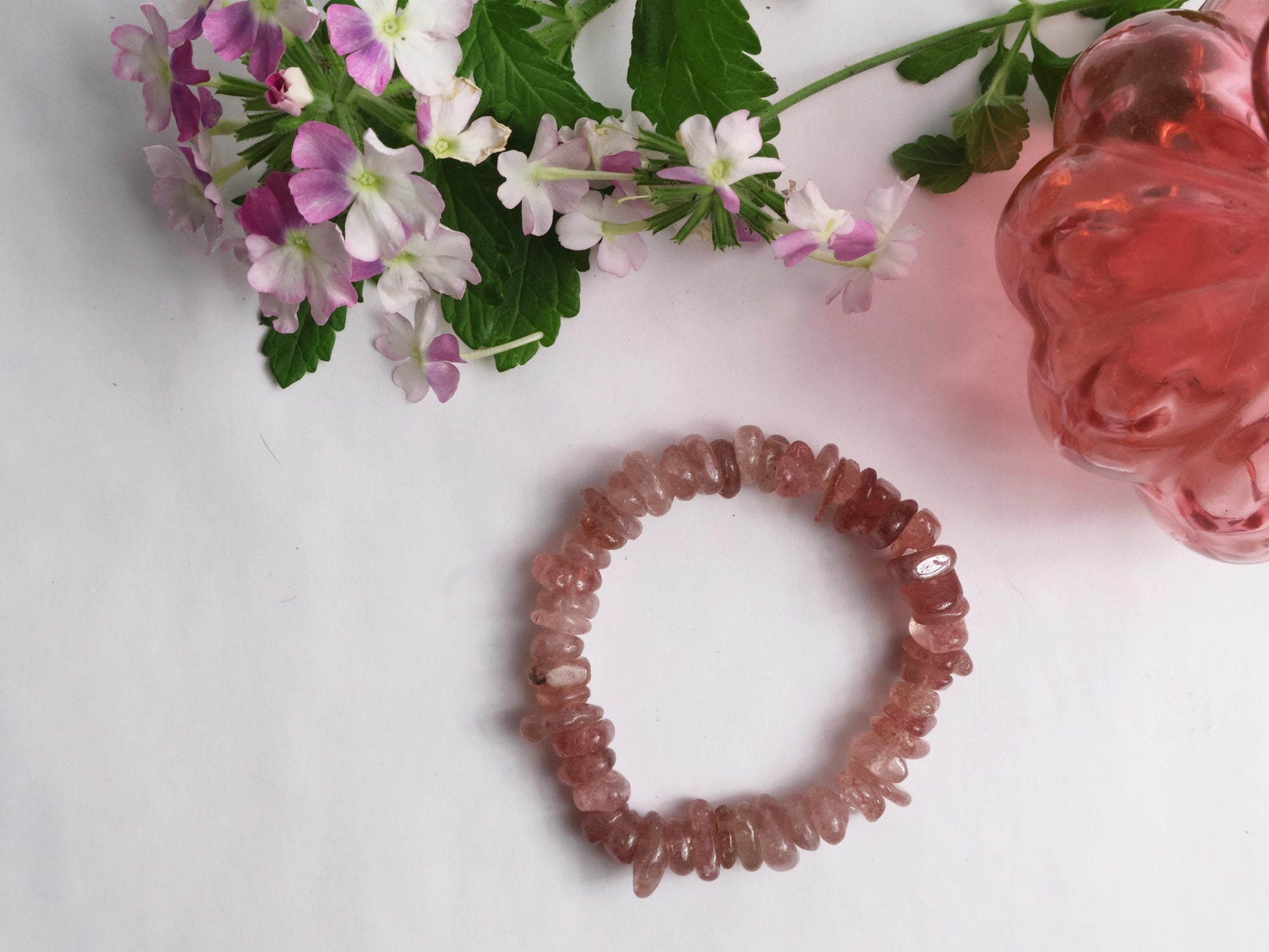 Strawberry quartz beaded bracelet