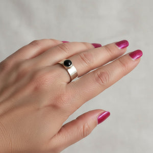 Onyx sterling silver ring size 7 - Llandere Jewelry