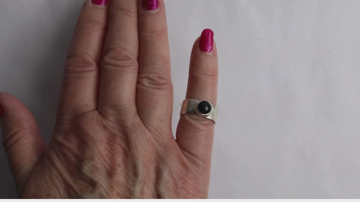 Onyx ring with sterling silver