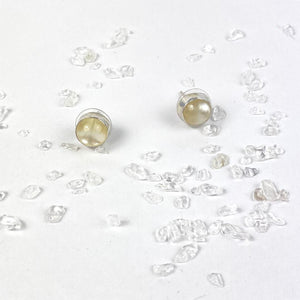 White pearl resin stud earrings - Llandere Jewelry